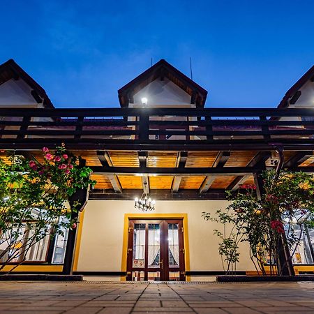 Q Chalet ซาเชเล ภายนอก รูปภาพ