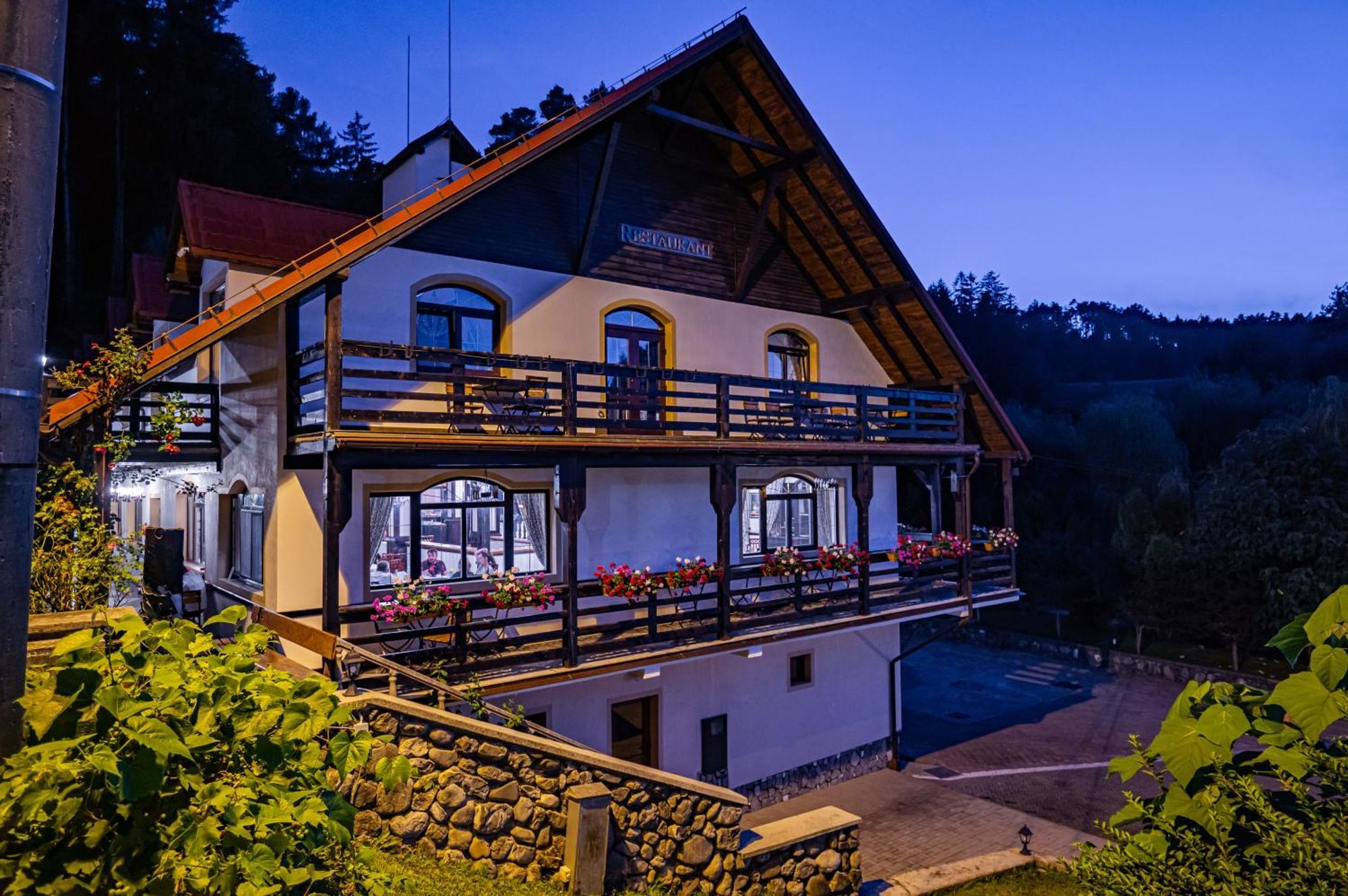 Q Chalet ซาเชเล ภายนอก รูปภาพ